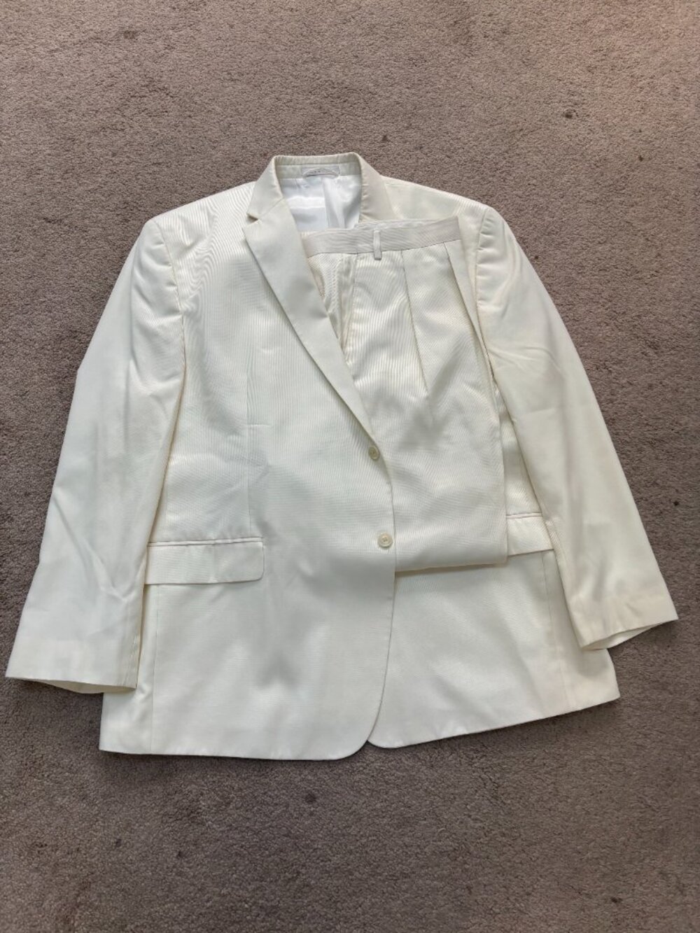 SEAN JOHN Suit (50R, White, Polyester)